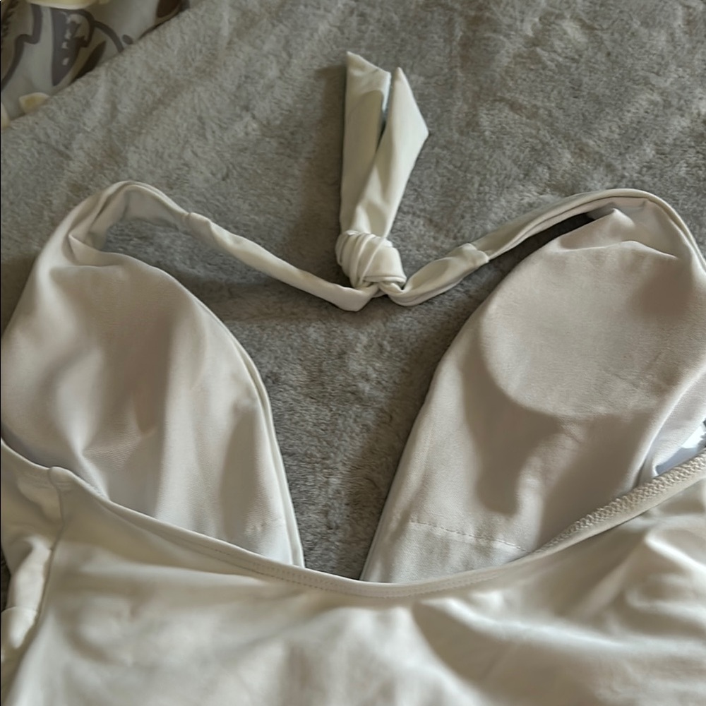 SHEIN White Halter One Piece Swimsuit - Picture 7 of 9